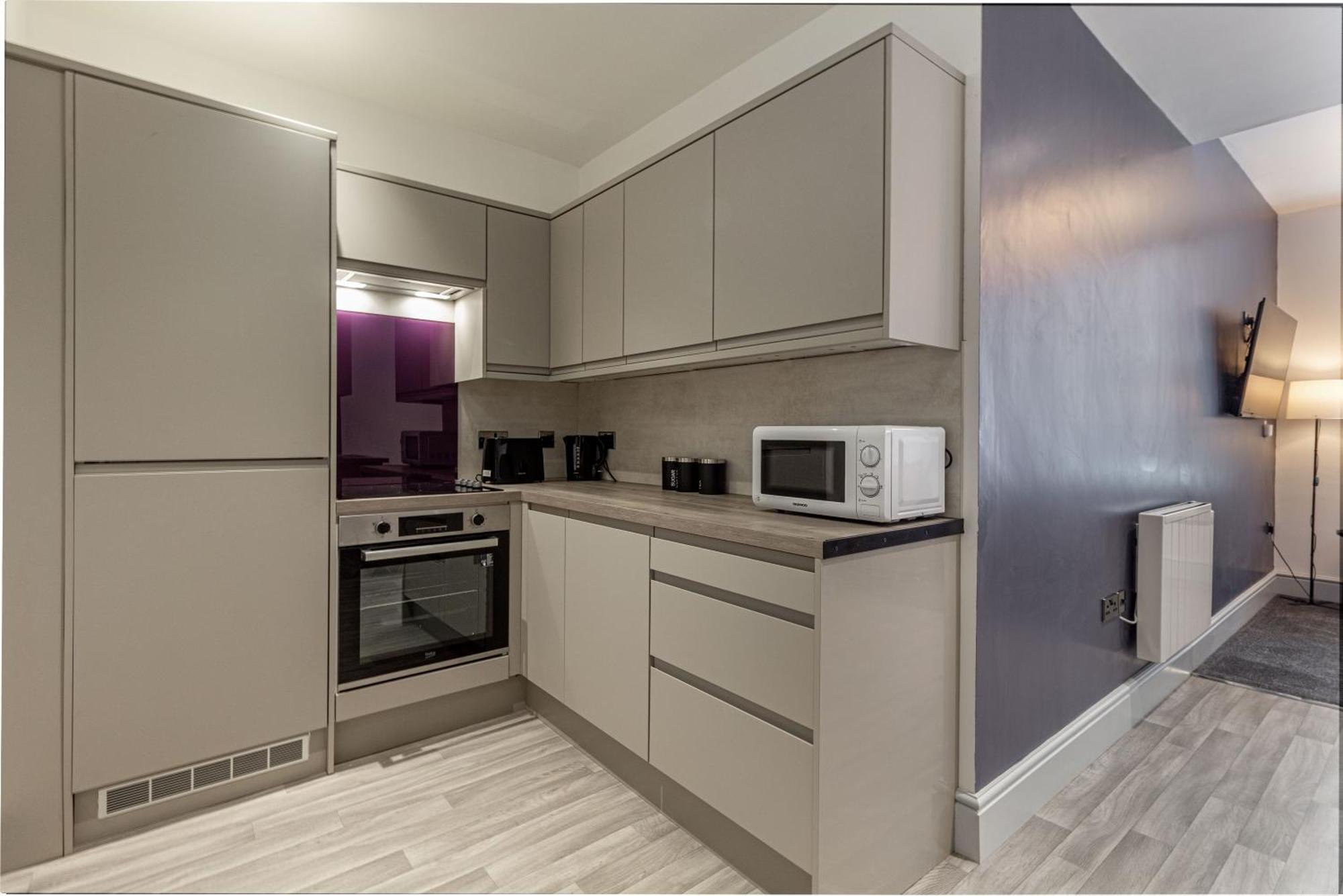 Whiskawaystays - Foregate Street - 2 Worcester