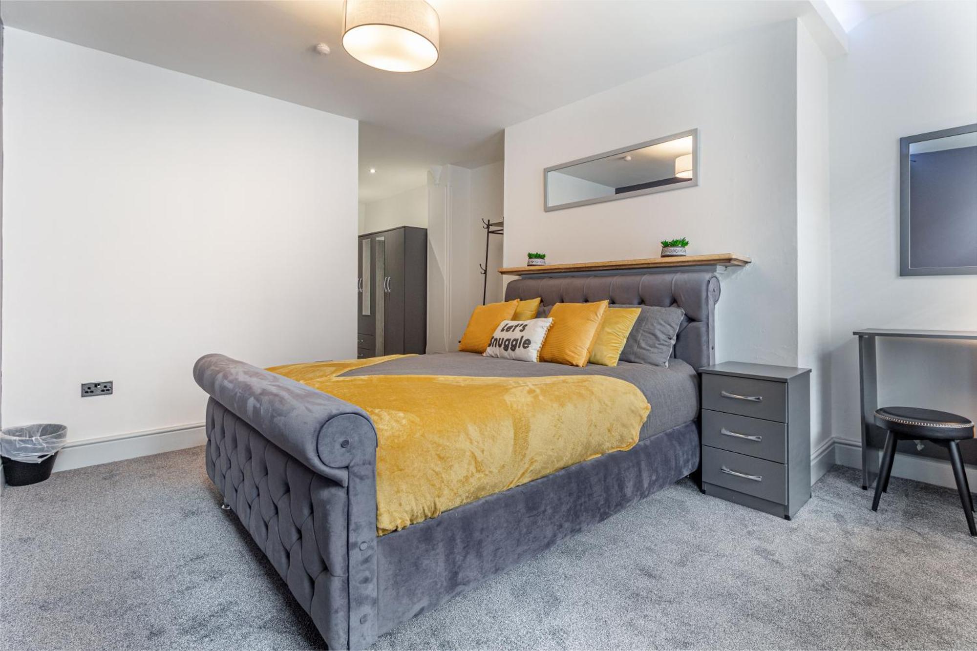 Whiskawaystays - Foregate Street - 2 *