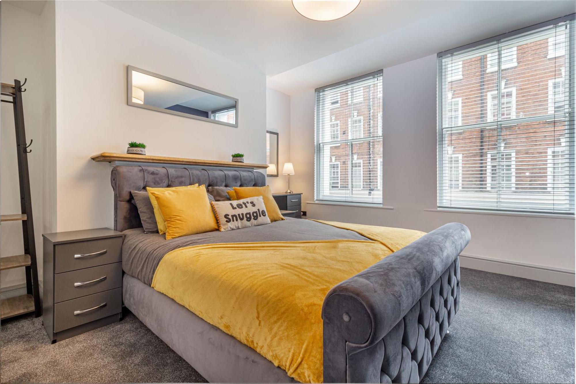 Whiskawaystays - Foregate Street - 2 Worcester